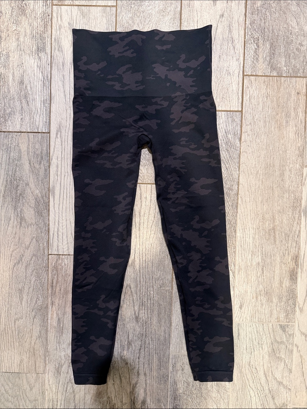 Spanx High-Waist Camo Leggings - Black/Grey